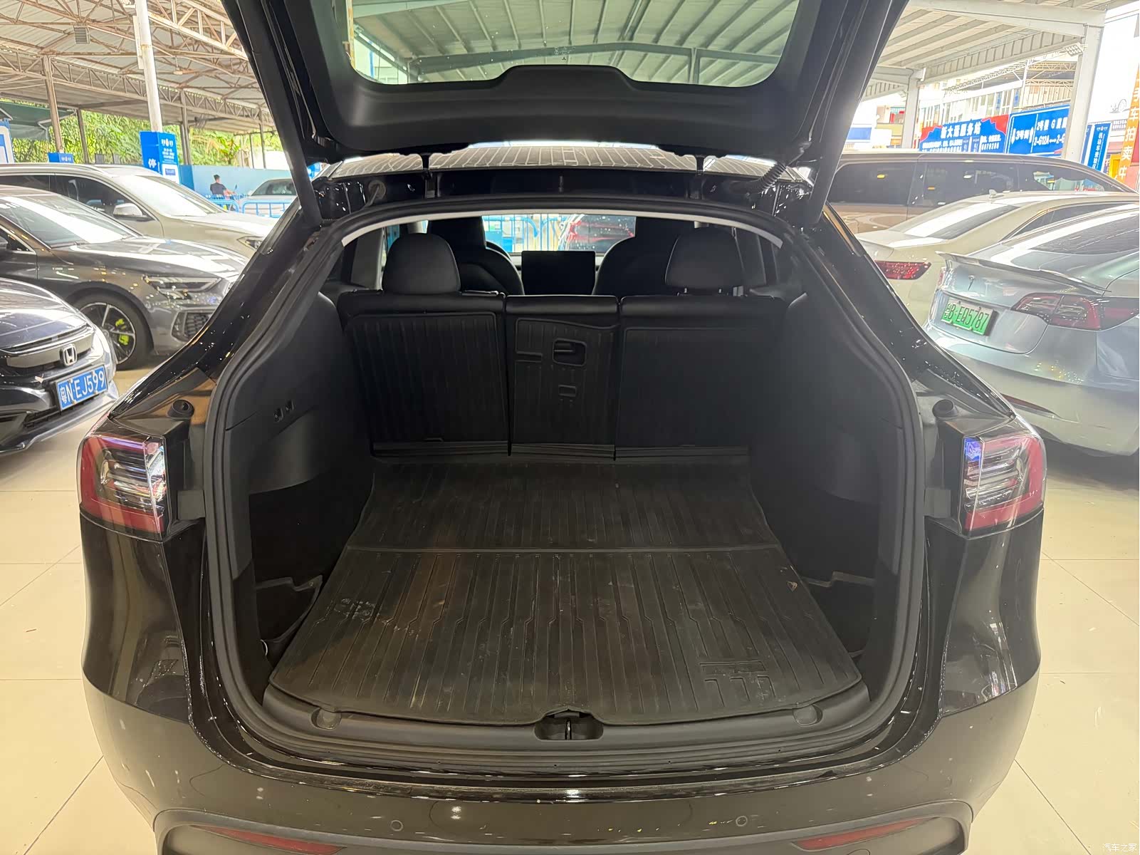 Tesla Model Y, 2022 6