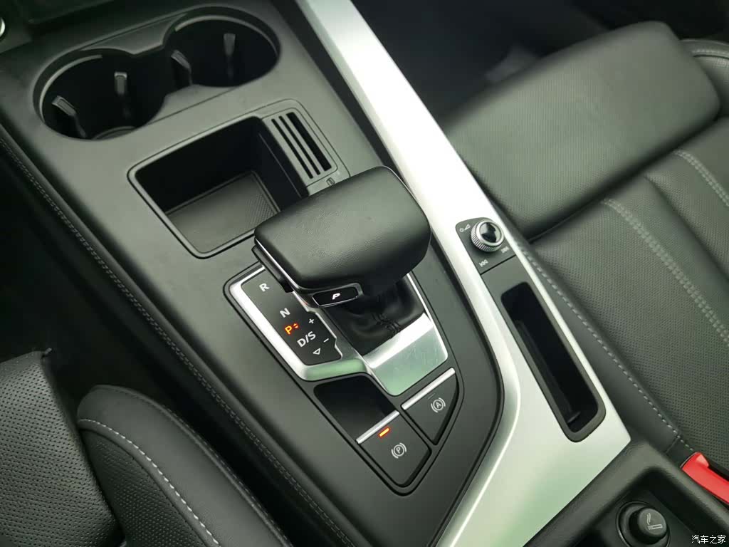 Audi A4L, 2022 13