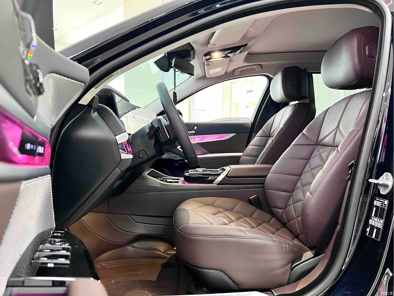 BMW 7 Series, 2023 7