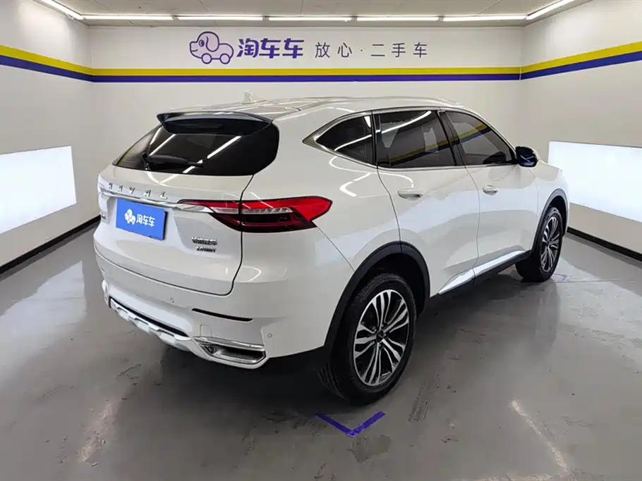 Haval F7
