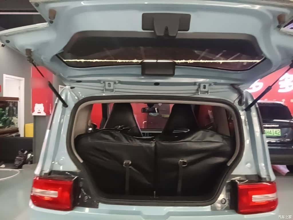 Wuling MINIEV, 2021 19