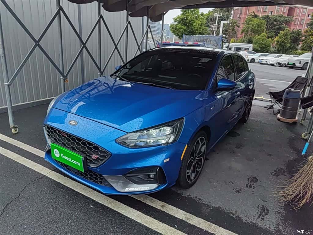 Ford Focus, 2022 1