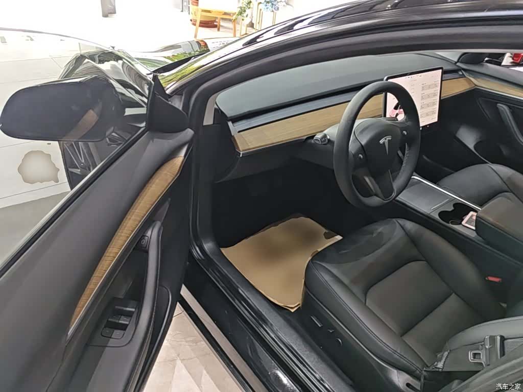 Tesla Model 3, 2021 16