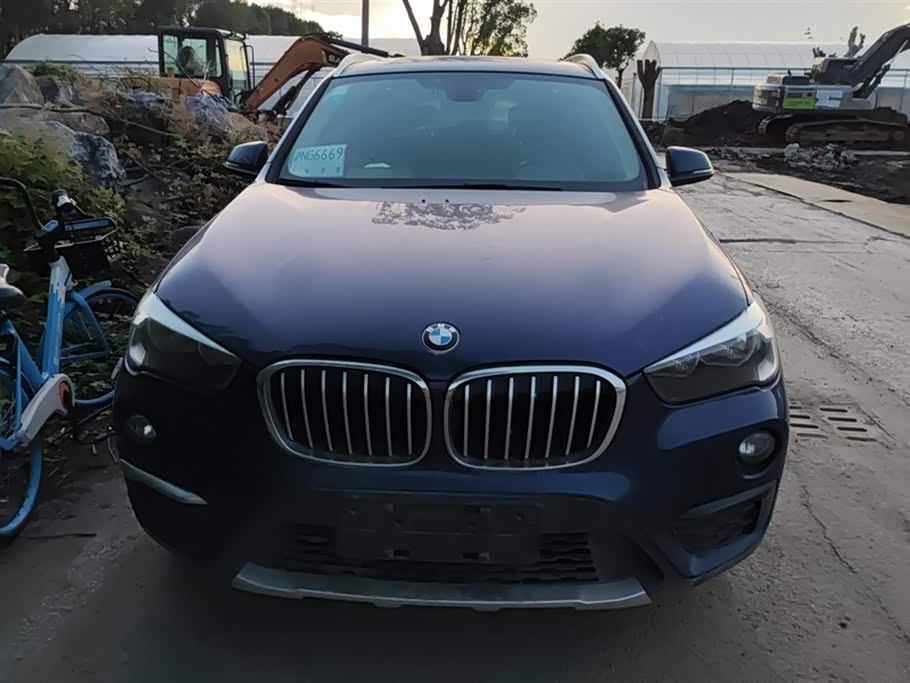 BMW X1
