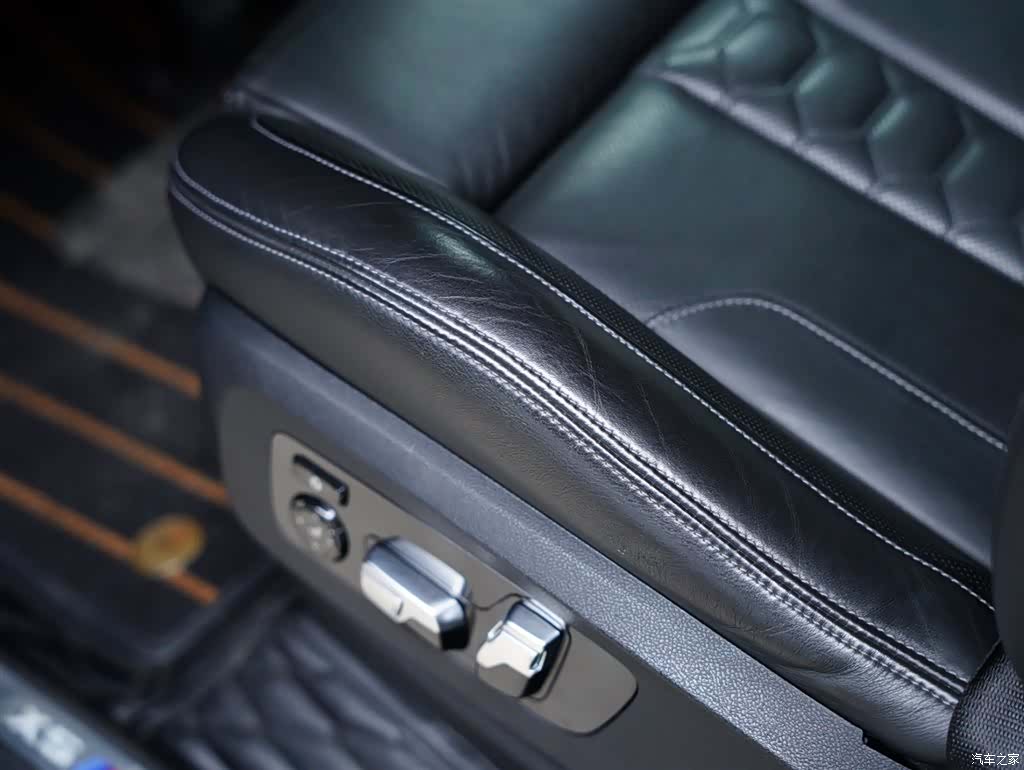 BMW X5, 2020 36