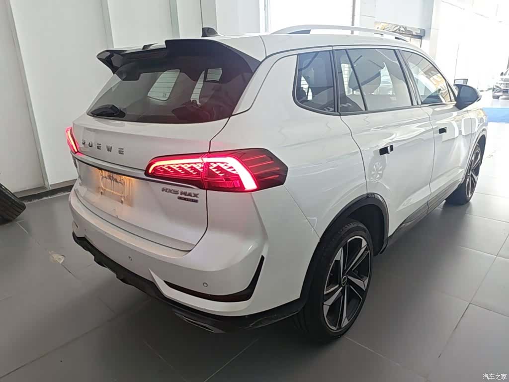 Roewe RX5, 2022 7