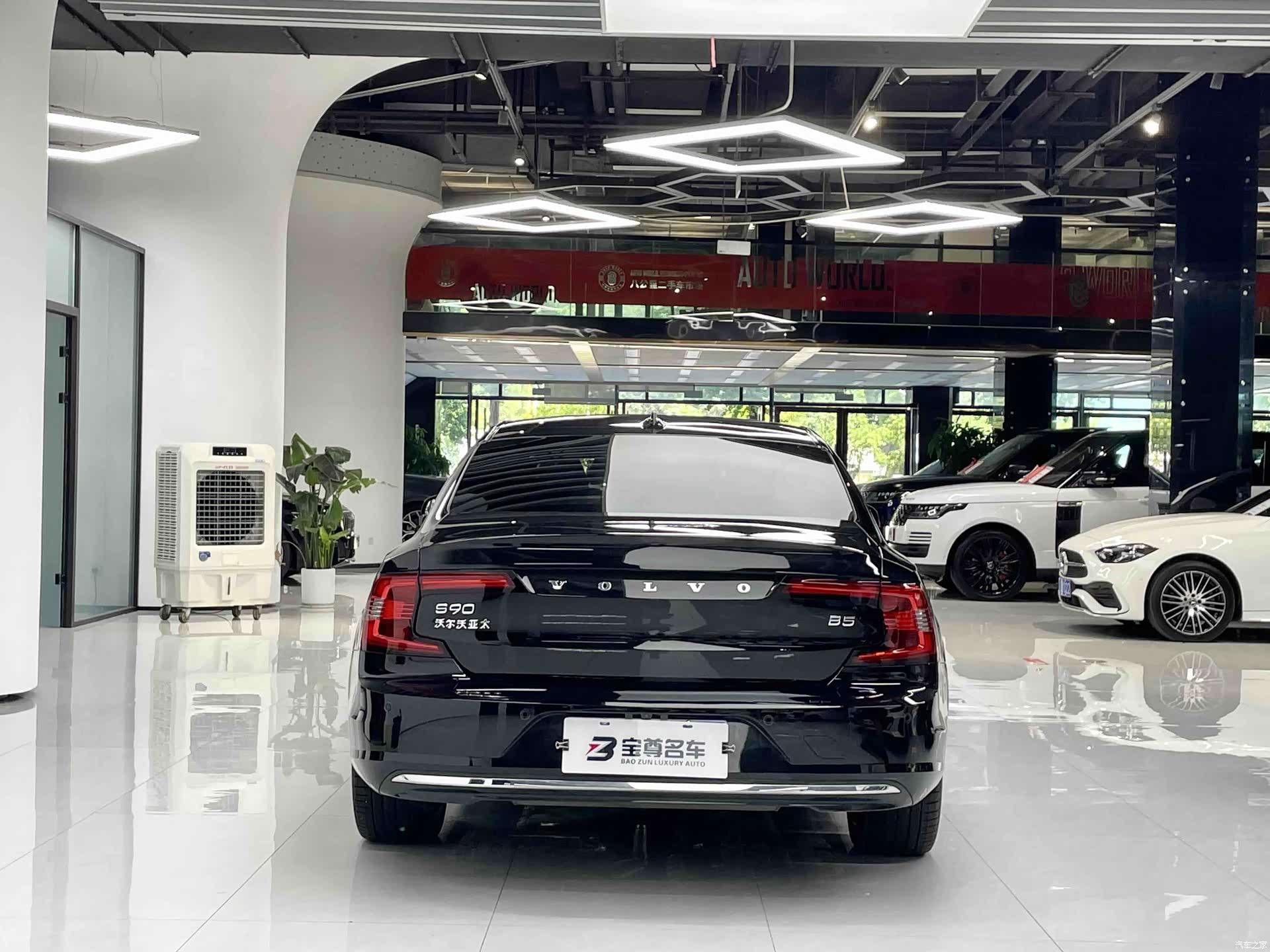 Volvo S90, 2025 10