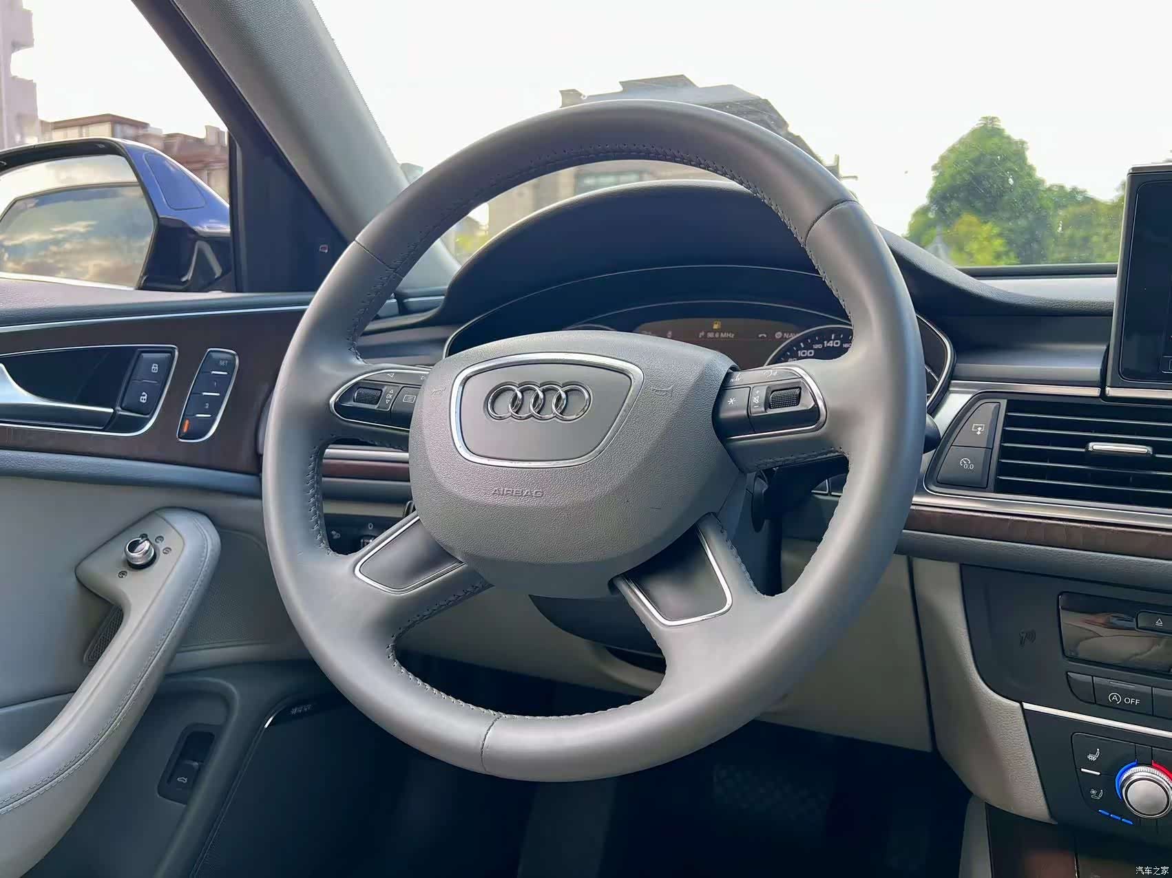 Audi A6L, 2013 12