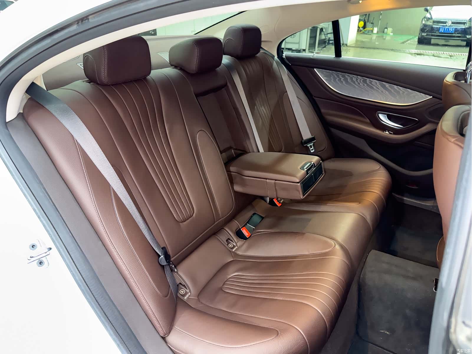Mercedes-Benz CLS, 2020 19