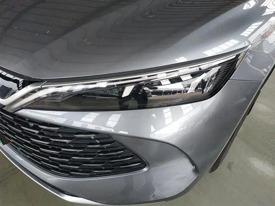 BYD Qin L
