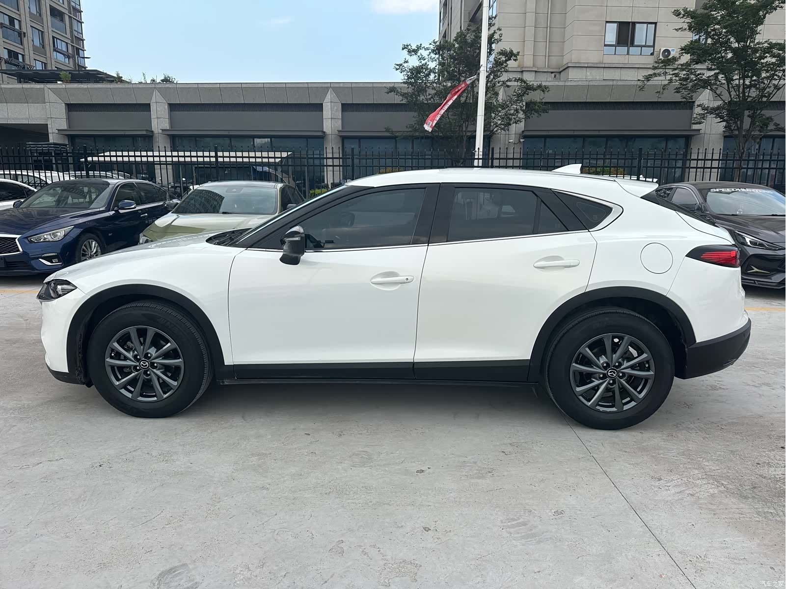 Mazda CX-4, 2021 18