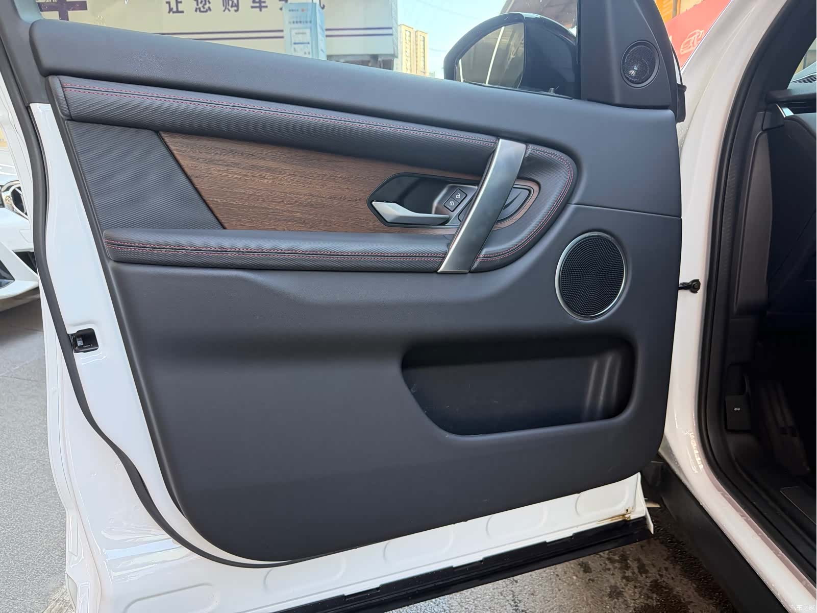 Land Rover Discovery, 2023 7