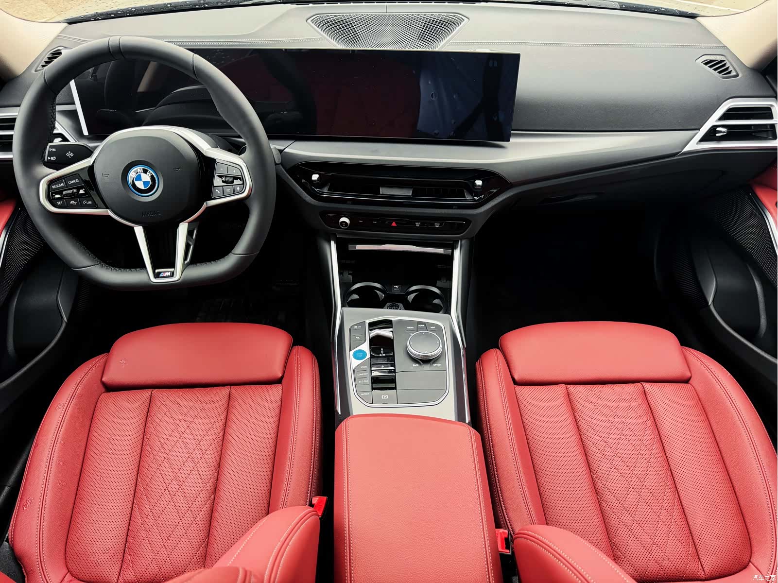 BMW i3, 2025 11