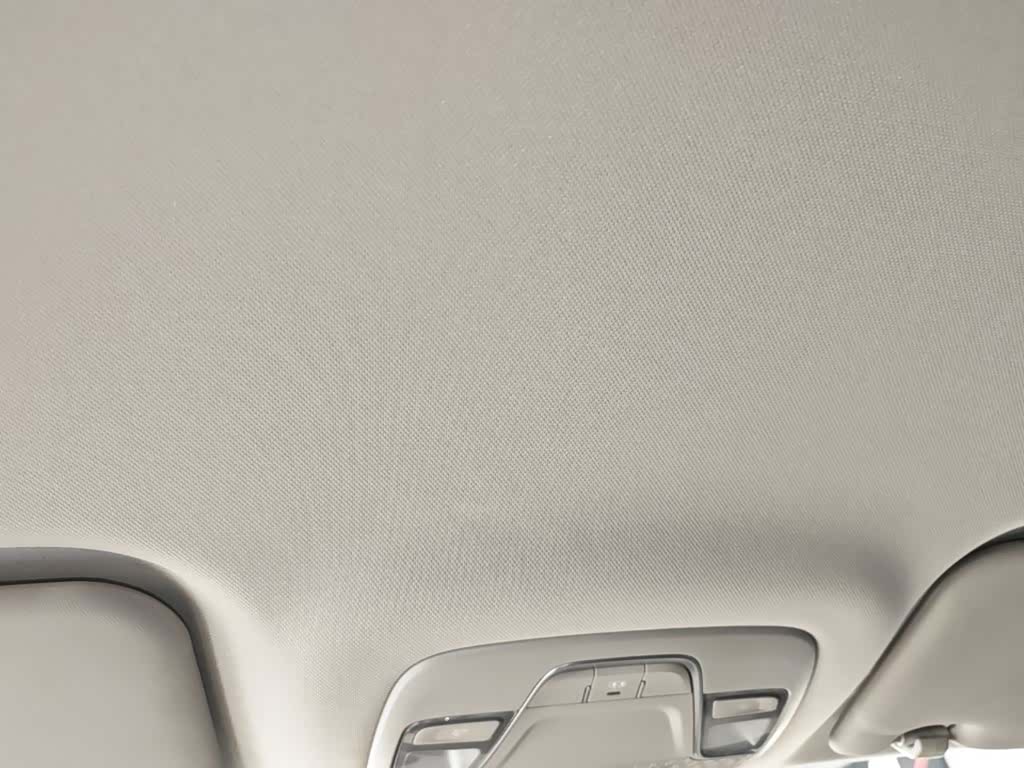 Geely Coolray, 2024 18