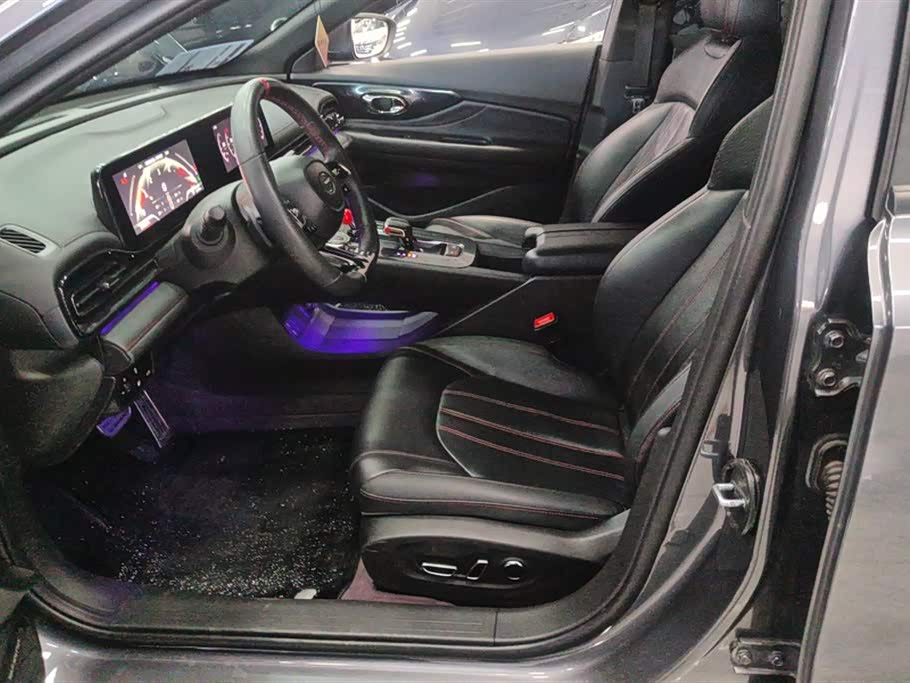 Trumpchi Shadow Leopard