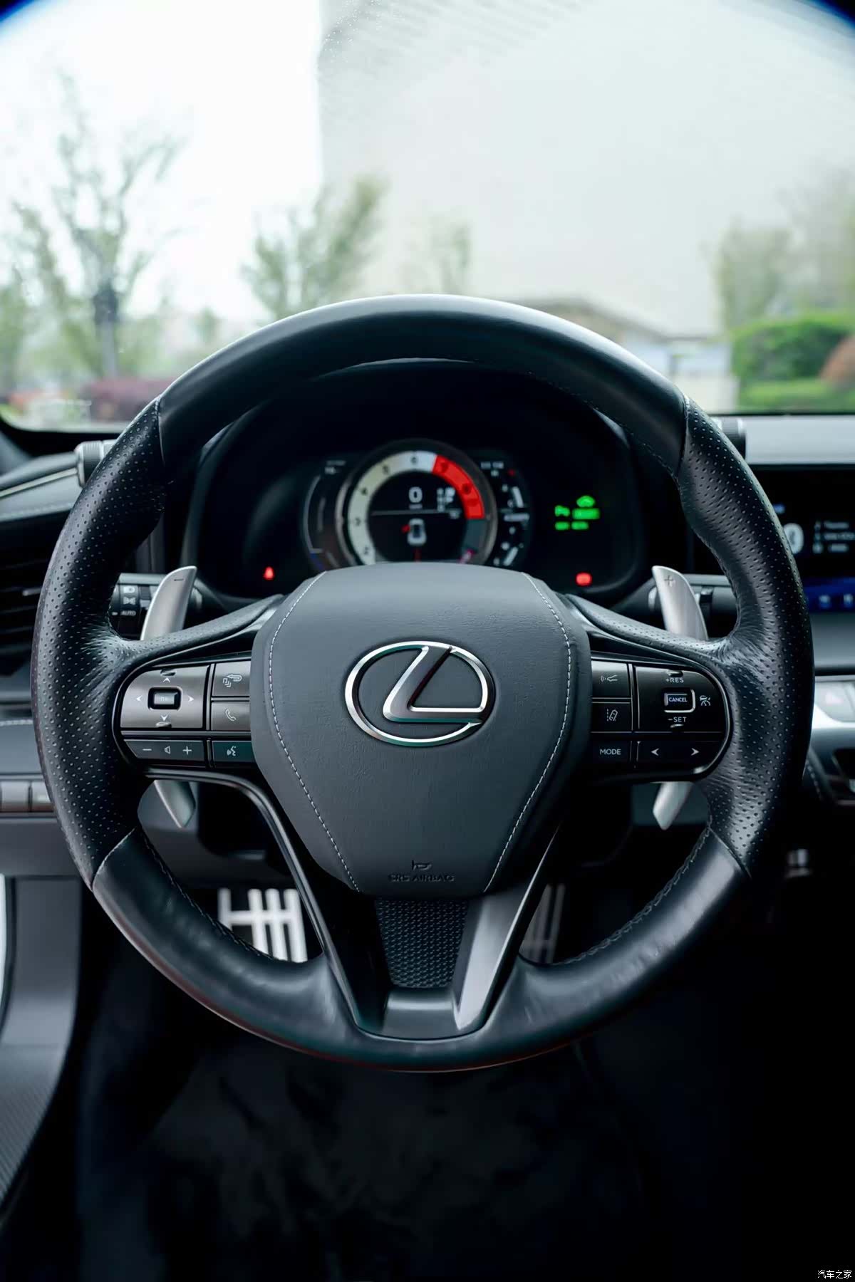 Lexus LC, 2022 13
