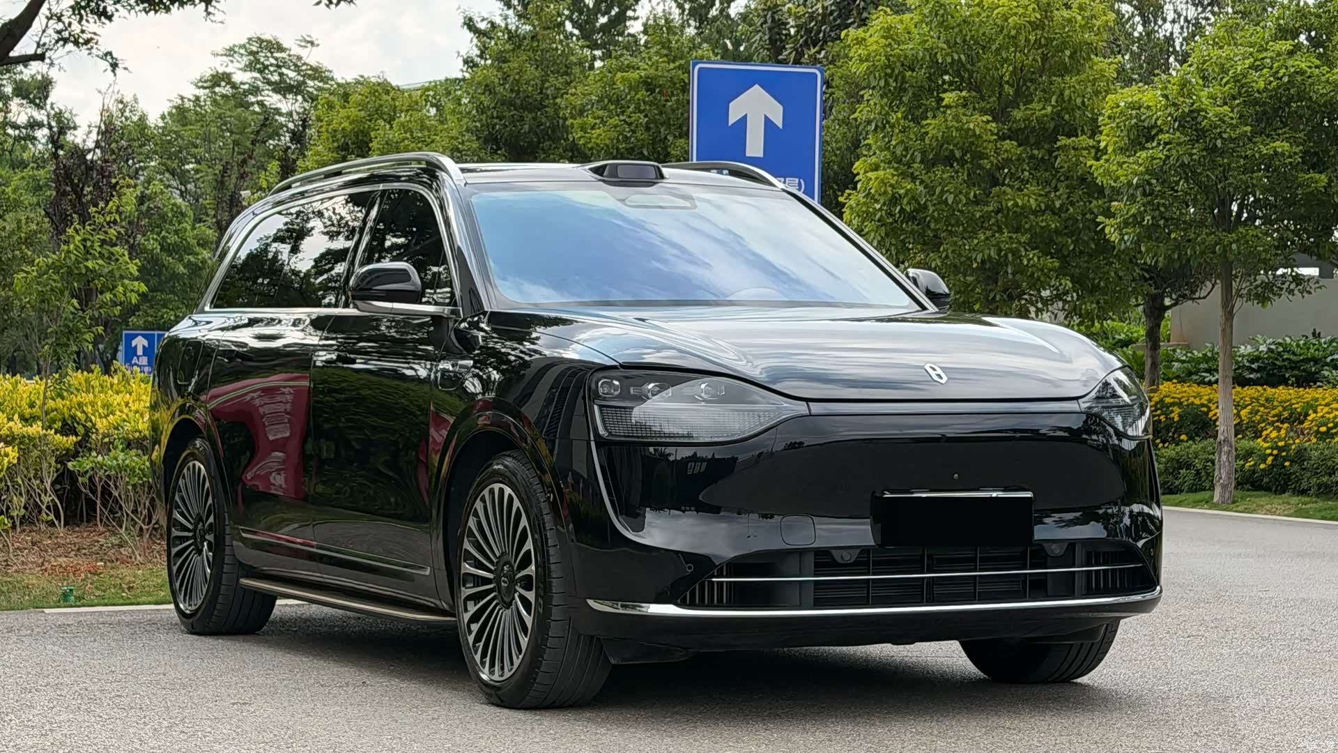 AITO M9, 2024 3