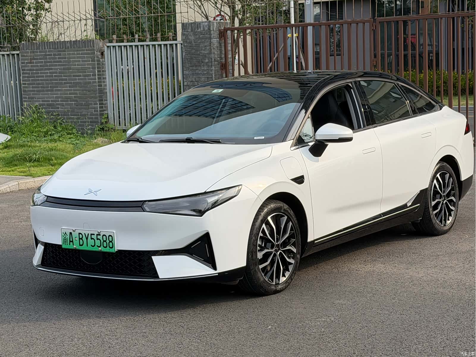 Xpeng P5, 2023 1
