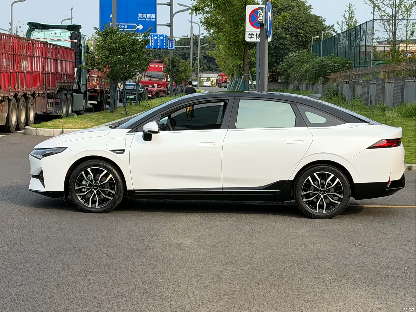 Xpeng P5, 2023 8