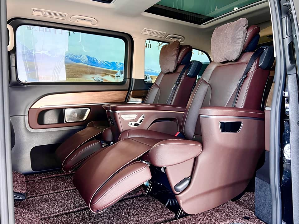 Mercedes-Benz V-class