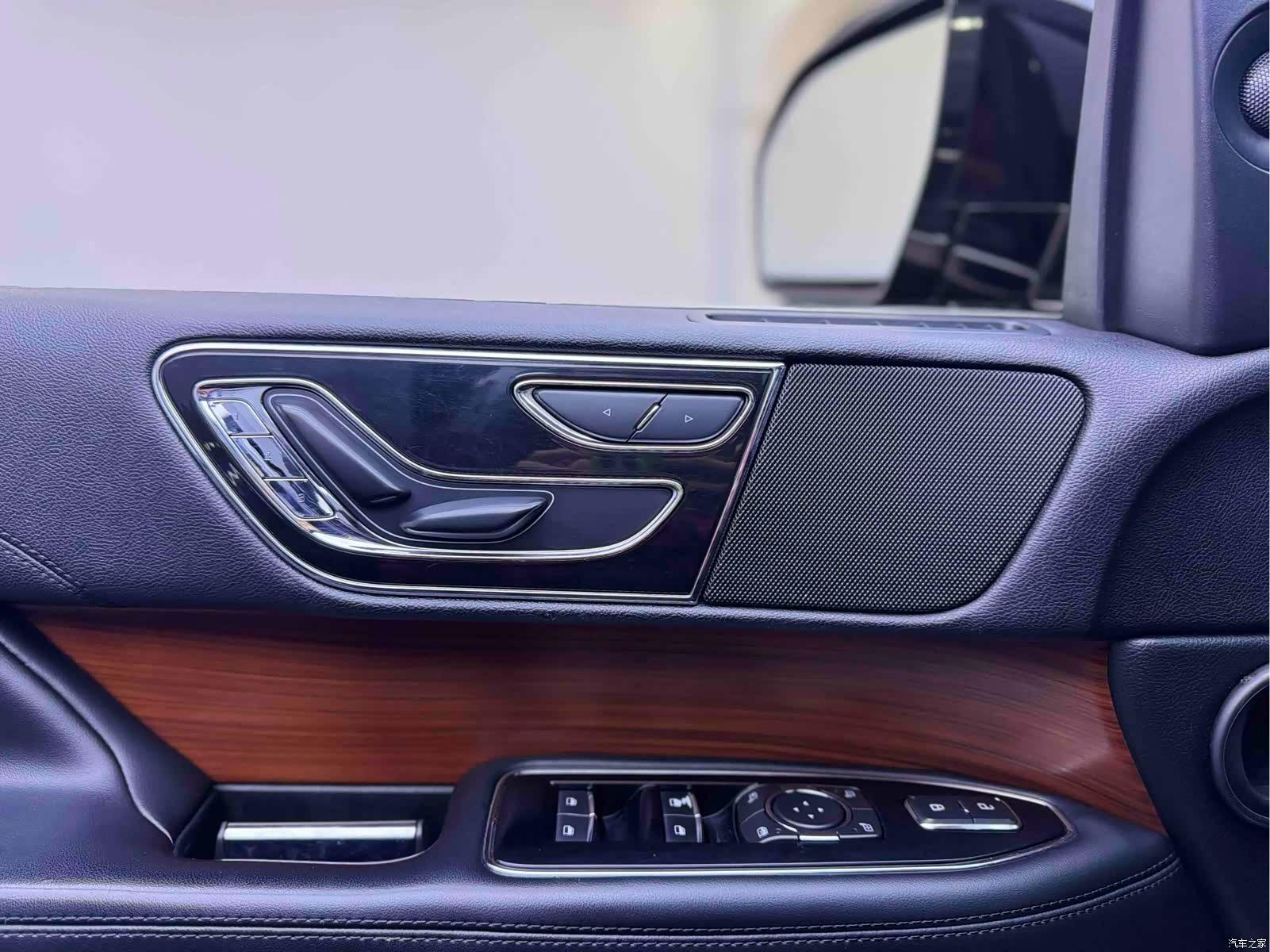 Lincoln Navigator, 2018 6