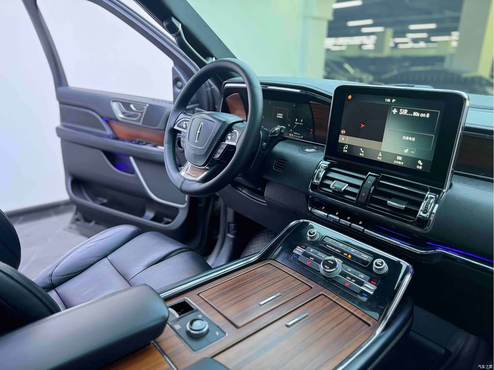 Lincoln Navigator, 2018 11