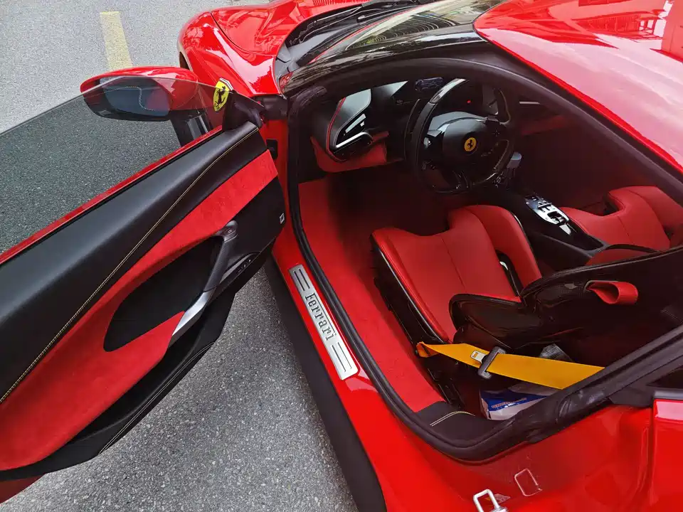 Ferrari 296