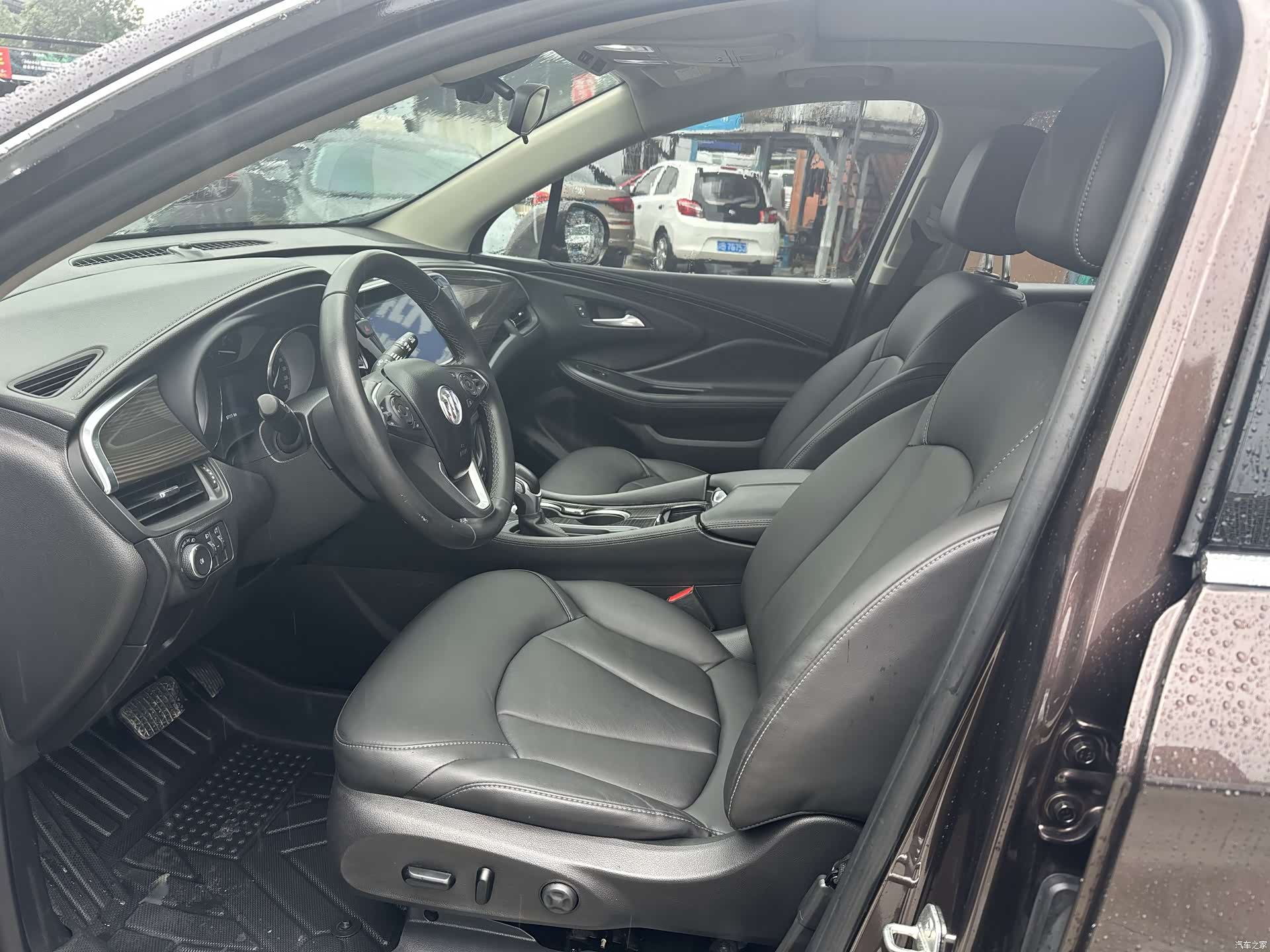 Buick Envision Plus, 2021 10