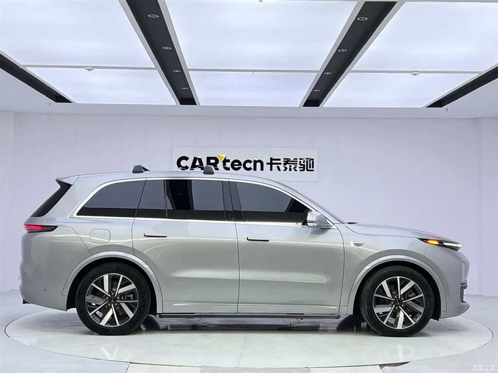 Li Auto L8, 2024 7