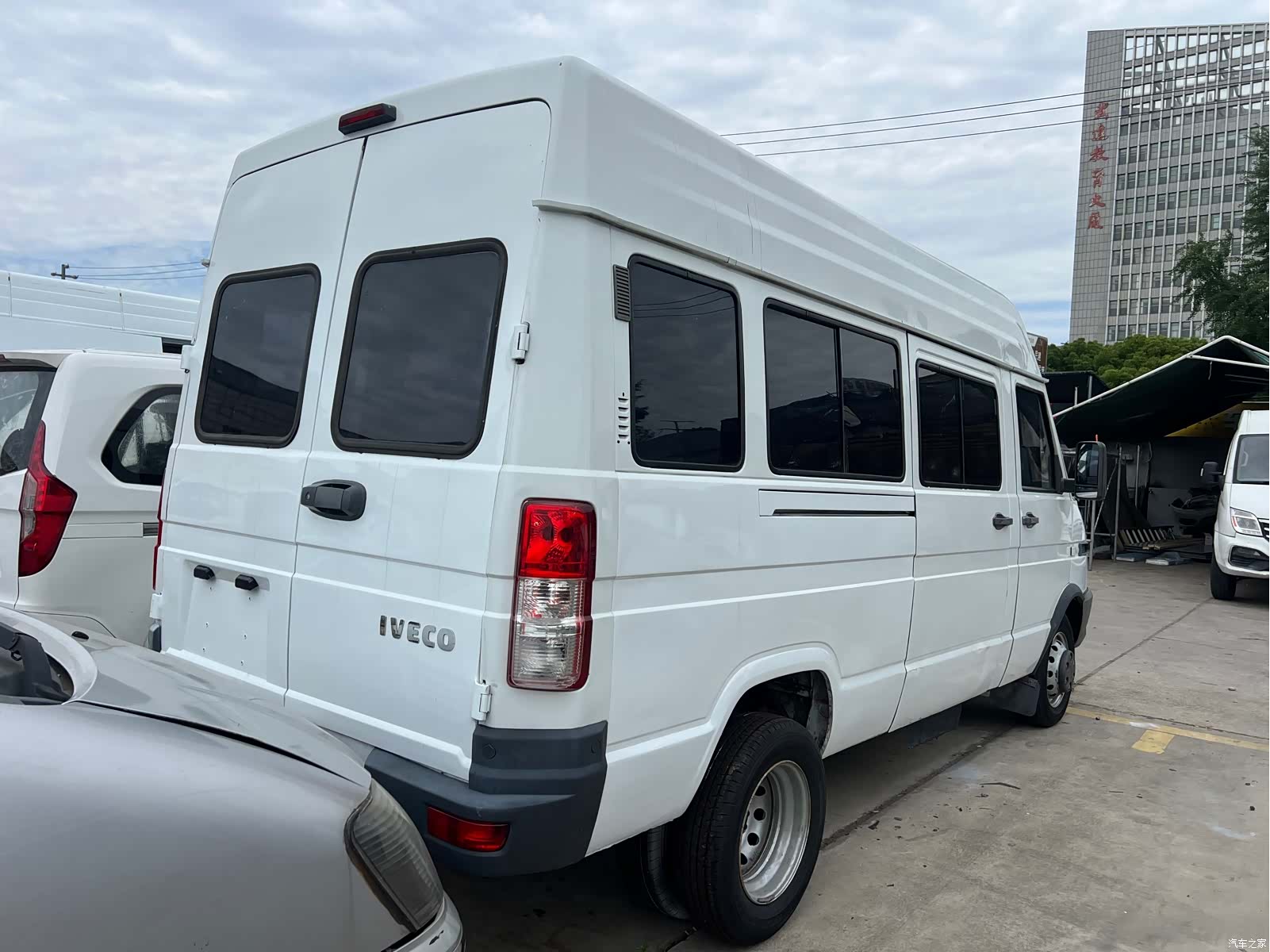 Iveco A37, 2022 все фото