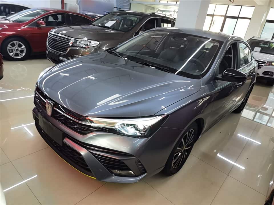 Roewe i5