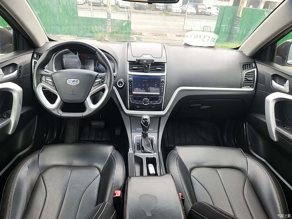 Geely Emgrand, 2016 10