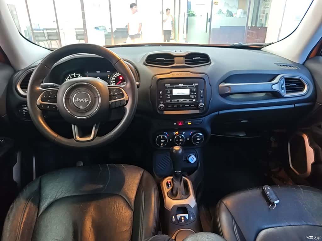 Jeep Renegade, 2016 10