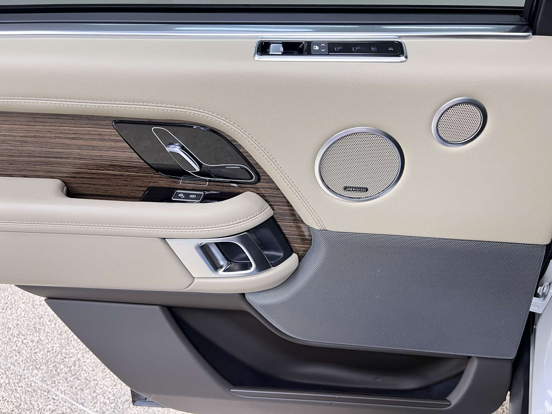 Land Rover Range Rover, 2018 29