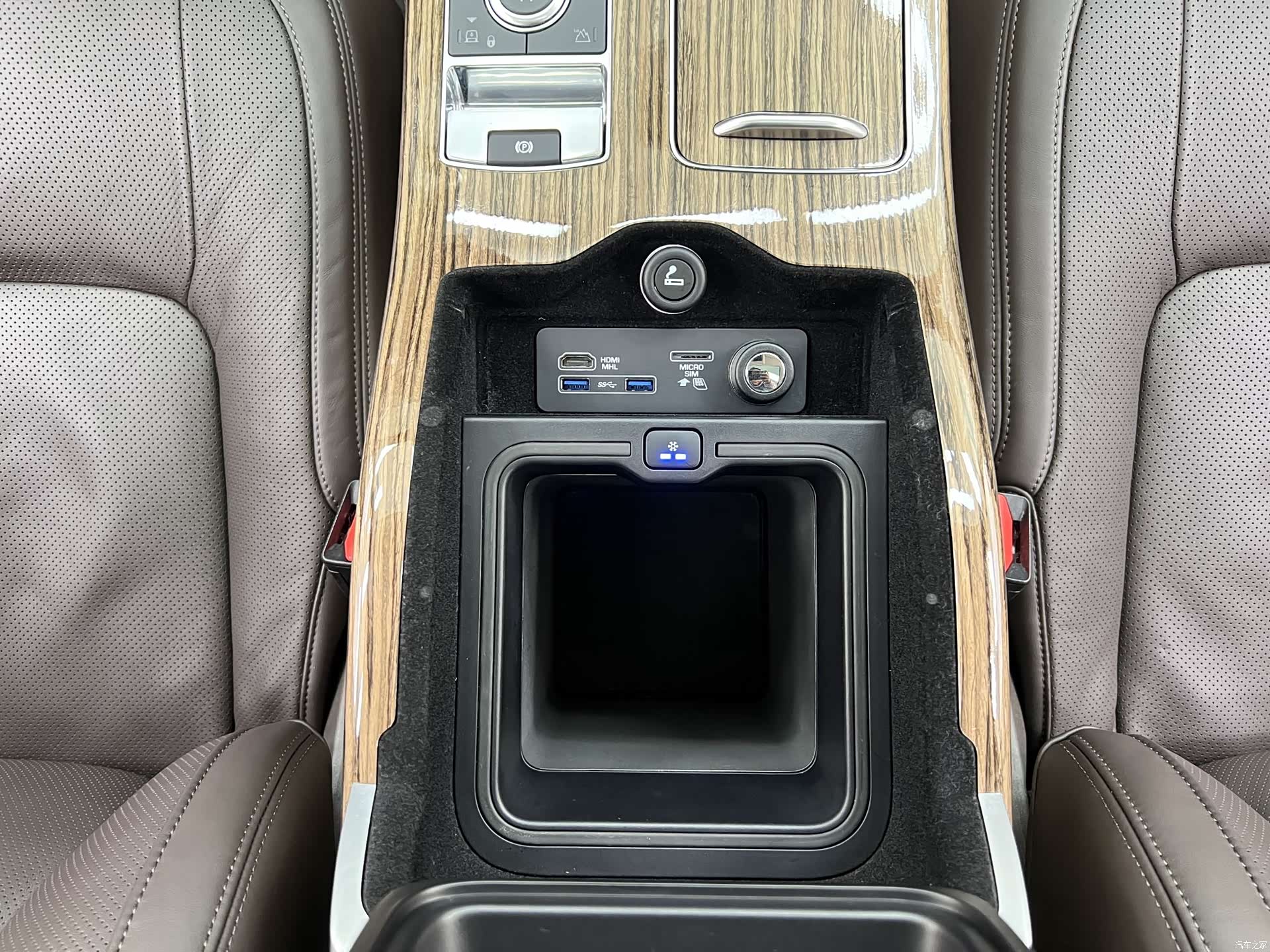 Land Rover Range Rover, 2018 28