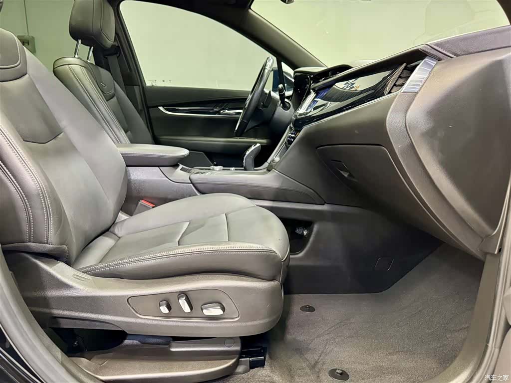 Cadillac XT6, 2022 19