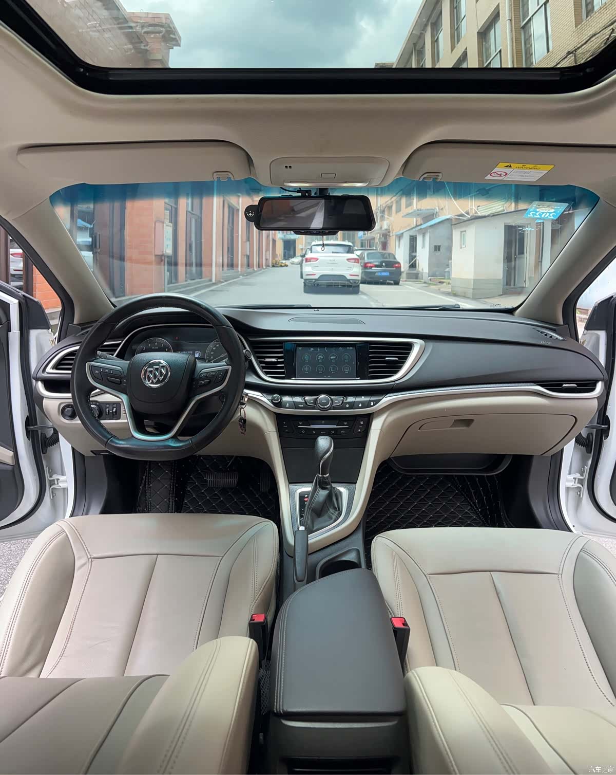 Buick V, 2020 6