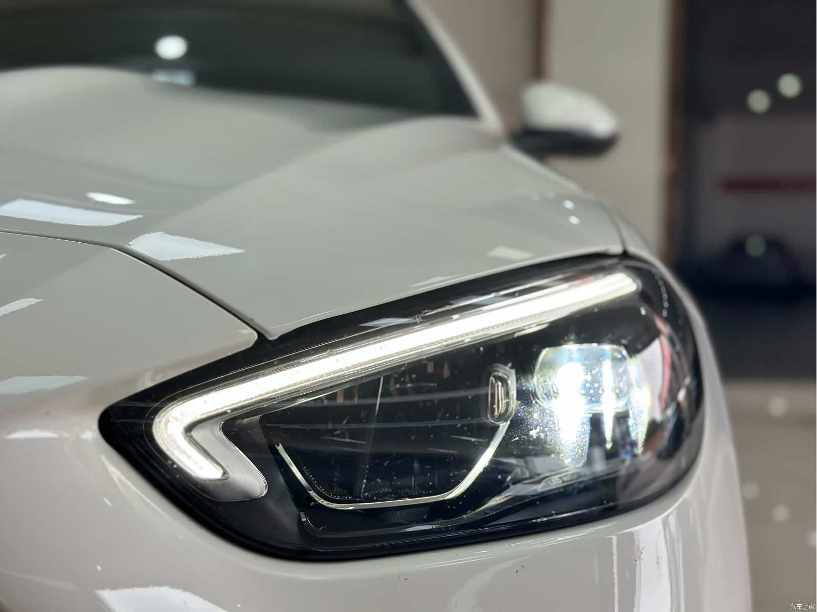 Mercedes-Benz C-Class, 2022 4