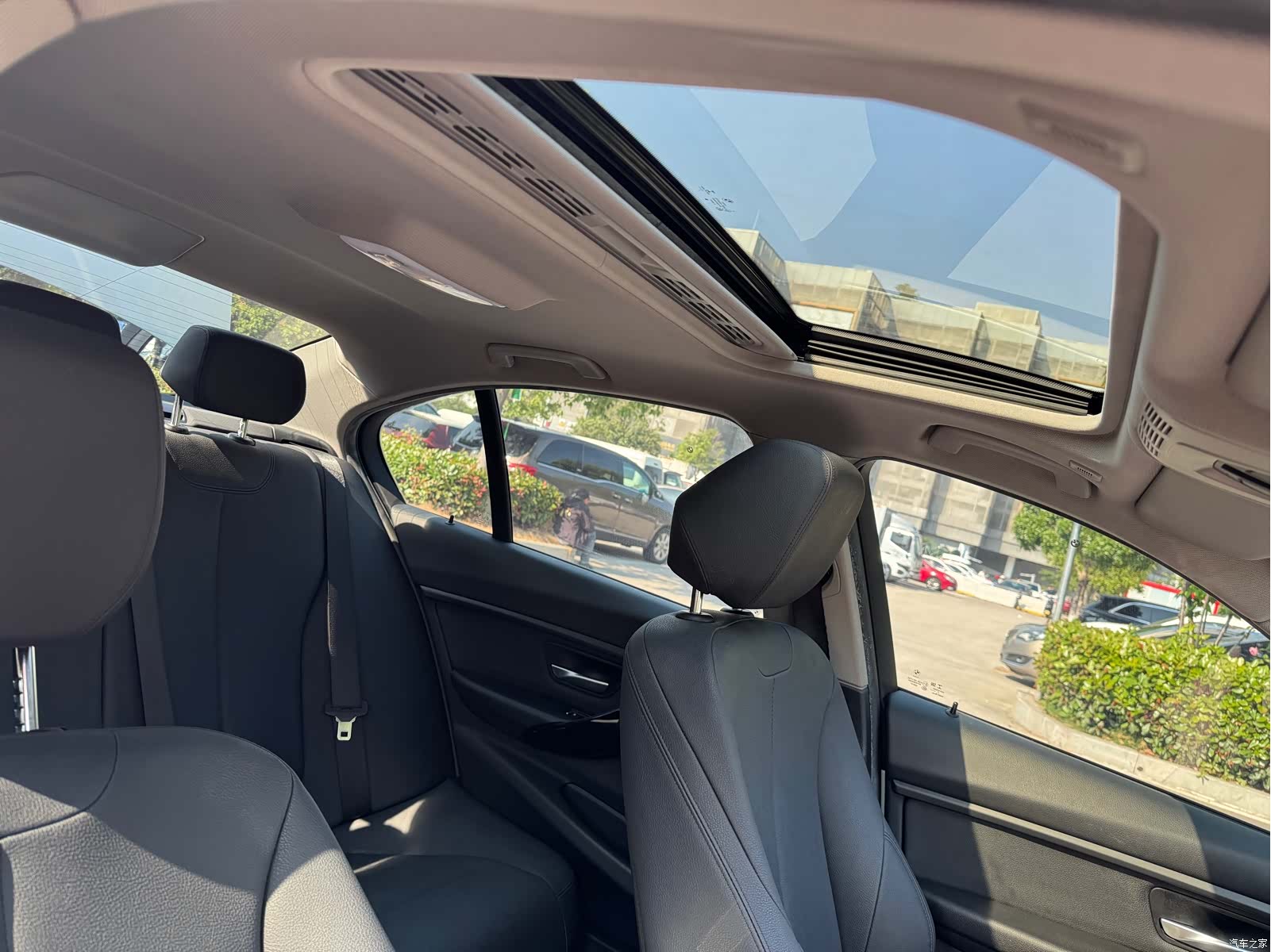 BMW 3 Series, 2017 17