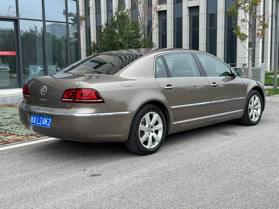 Volkswagen Phaeton