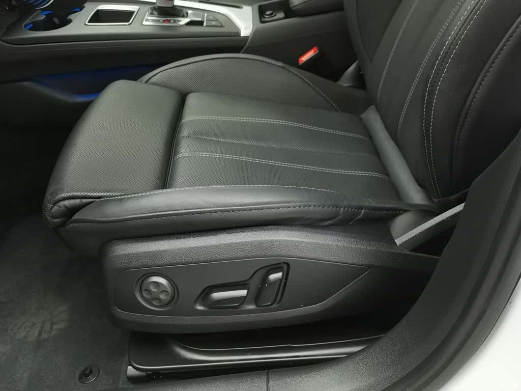Audi A4L, 2021 20