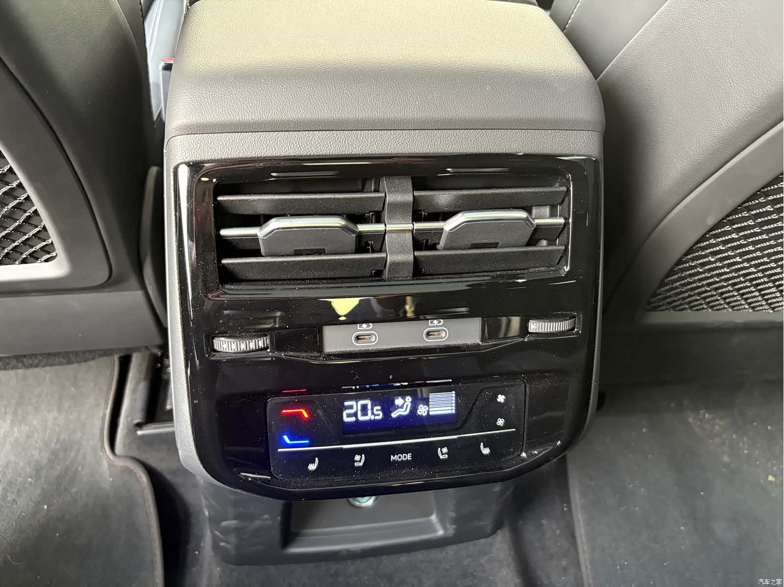 Audi Q6, 2025 17