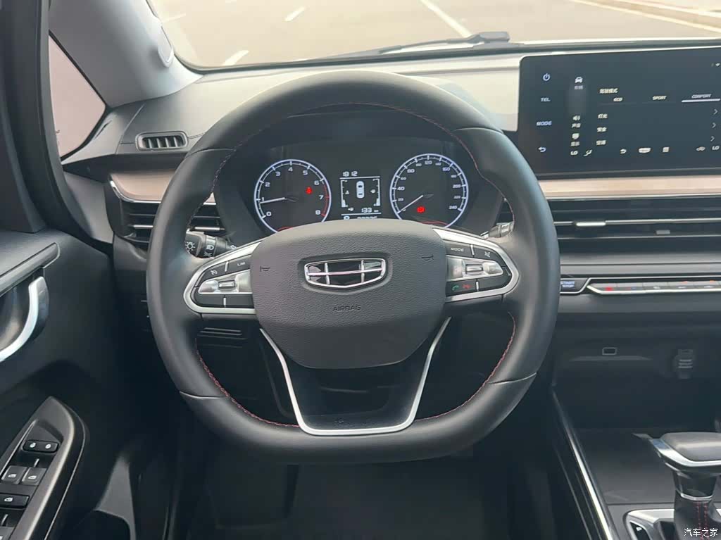 Geely X3, 2022 11