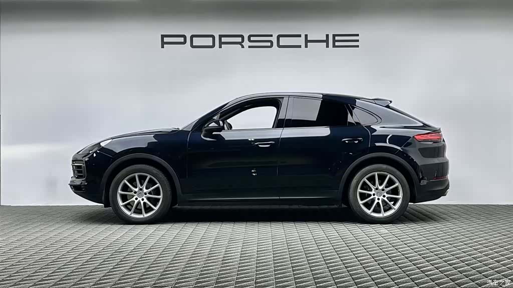 Porsche Cayenne, 2023 4