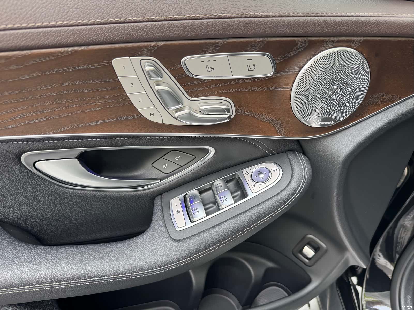 Mercedes-Benz GLC, 2019 8