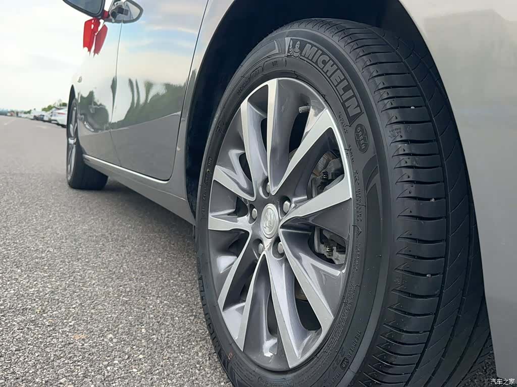 Buick GL6, 2019 21