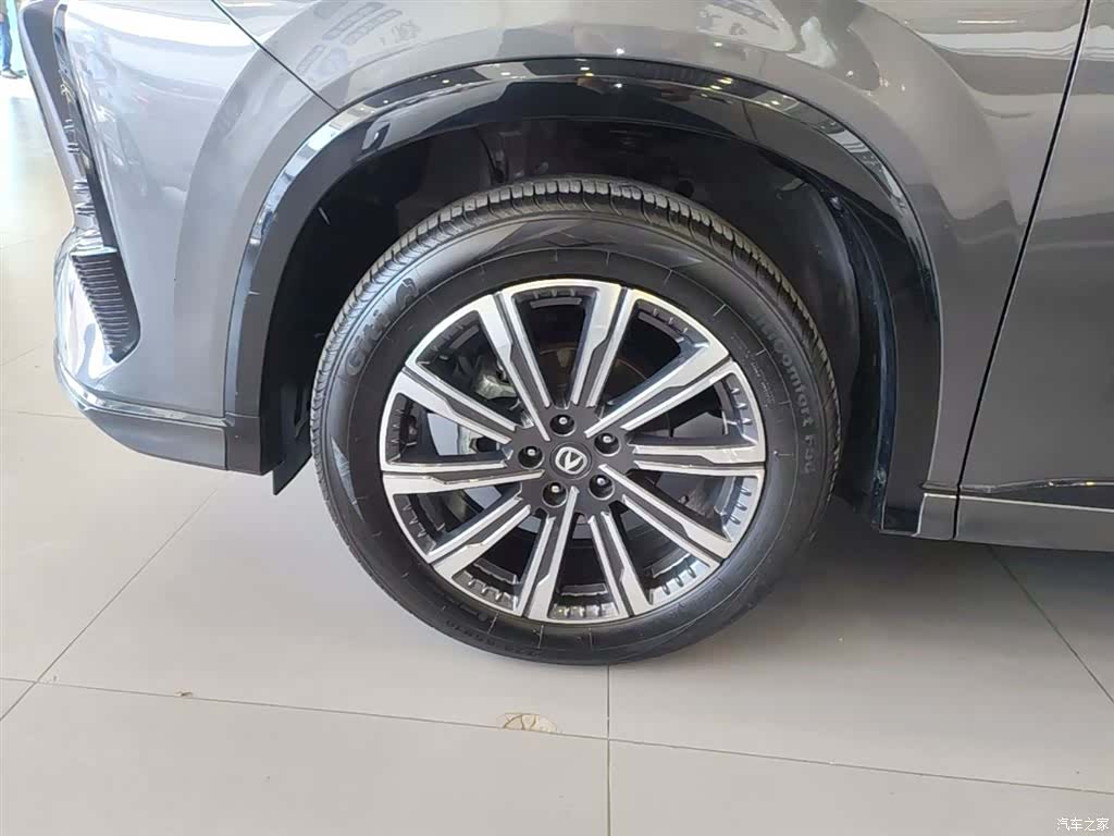Changan CS75, 2024 23