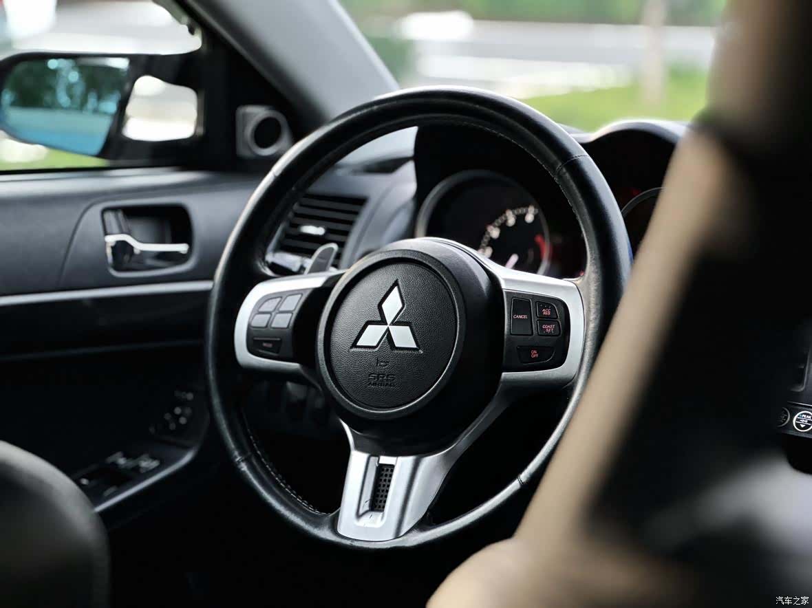 Mitsubishi LANCER, 2011 15