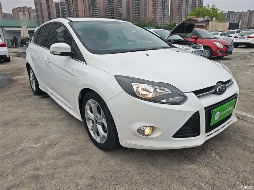 Ford Focus, 2015 4