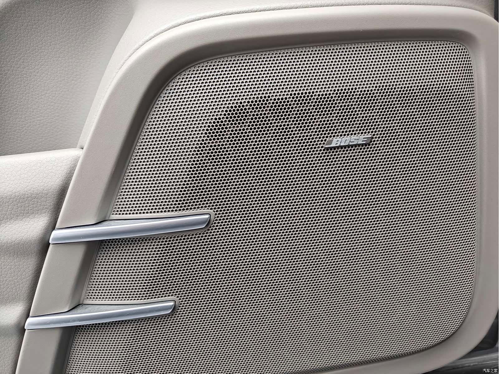 Porsche Cayenne, 2011 17